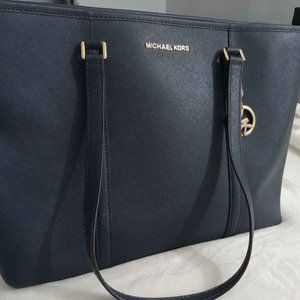Michael Kors Purse/Hand bag
